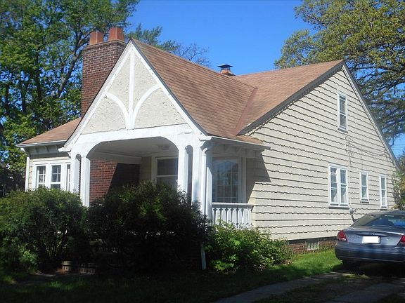 3rd image of 14416 Rainbow Ave