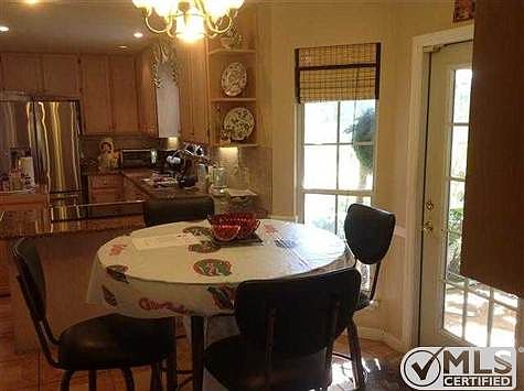 3rd image of 10504 Casanova Dr #2