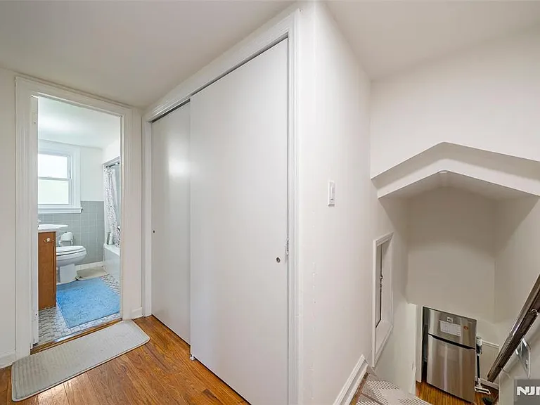 62 High St — Photo 18