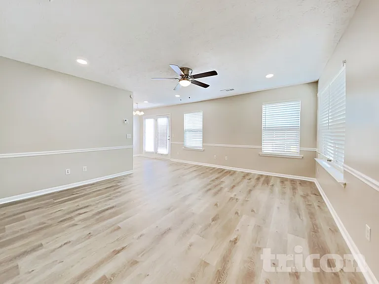 6125 Smoke Ridge Ln — Photo 3