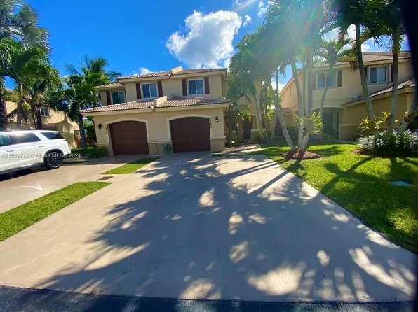 7488 SW 164th Ct, Miami, FL 33193