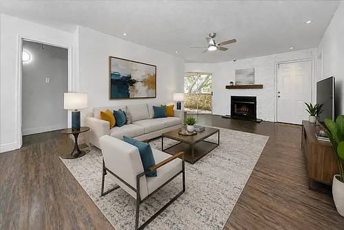 9700 Leawood Blvd Photo 1