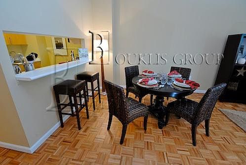 1st image of 112 John St APT 3