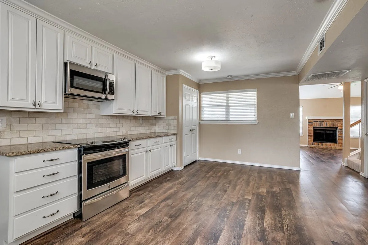 1410 Thackery Drive Arlington TX 76018 — Photo 4