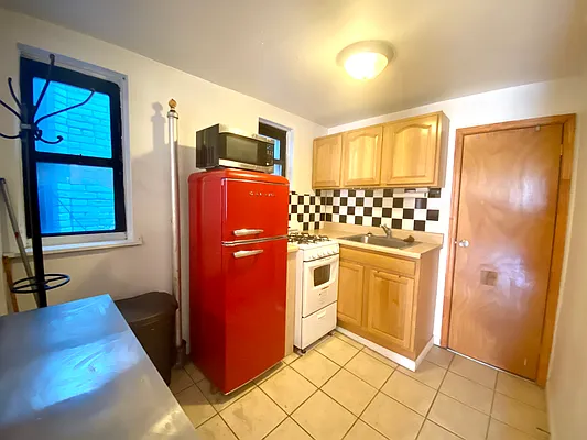 Rented by Corcoran | media 5