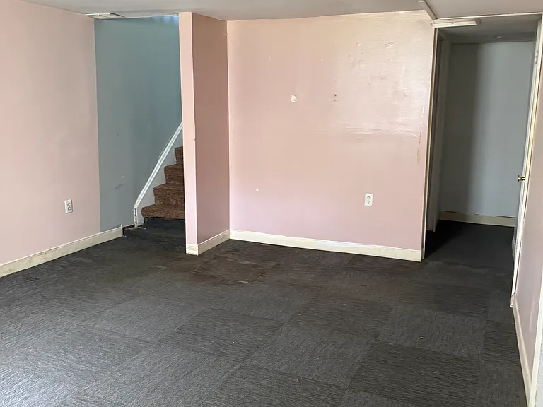 81 N Lynn Ave — Photo 28