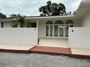 502 Magellan Dr, Sarasota, FL 34243