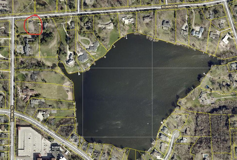 2nd image of 1850 Robinson Rd SE