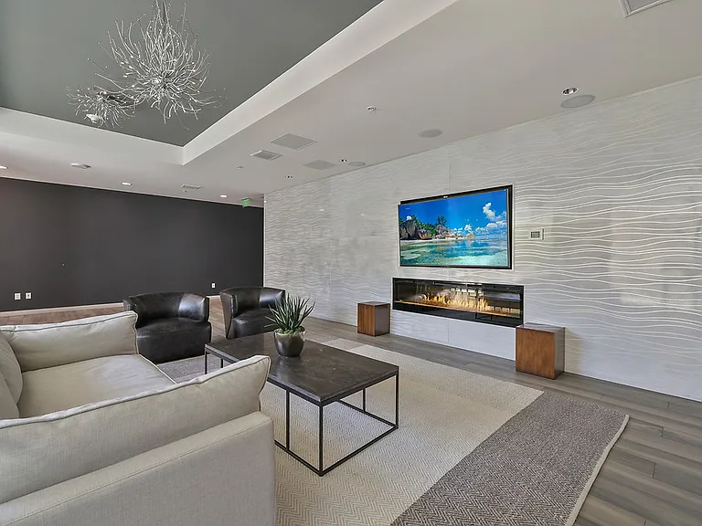 360 Residences — Photo 46