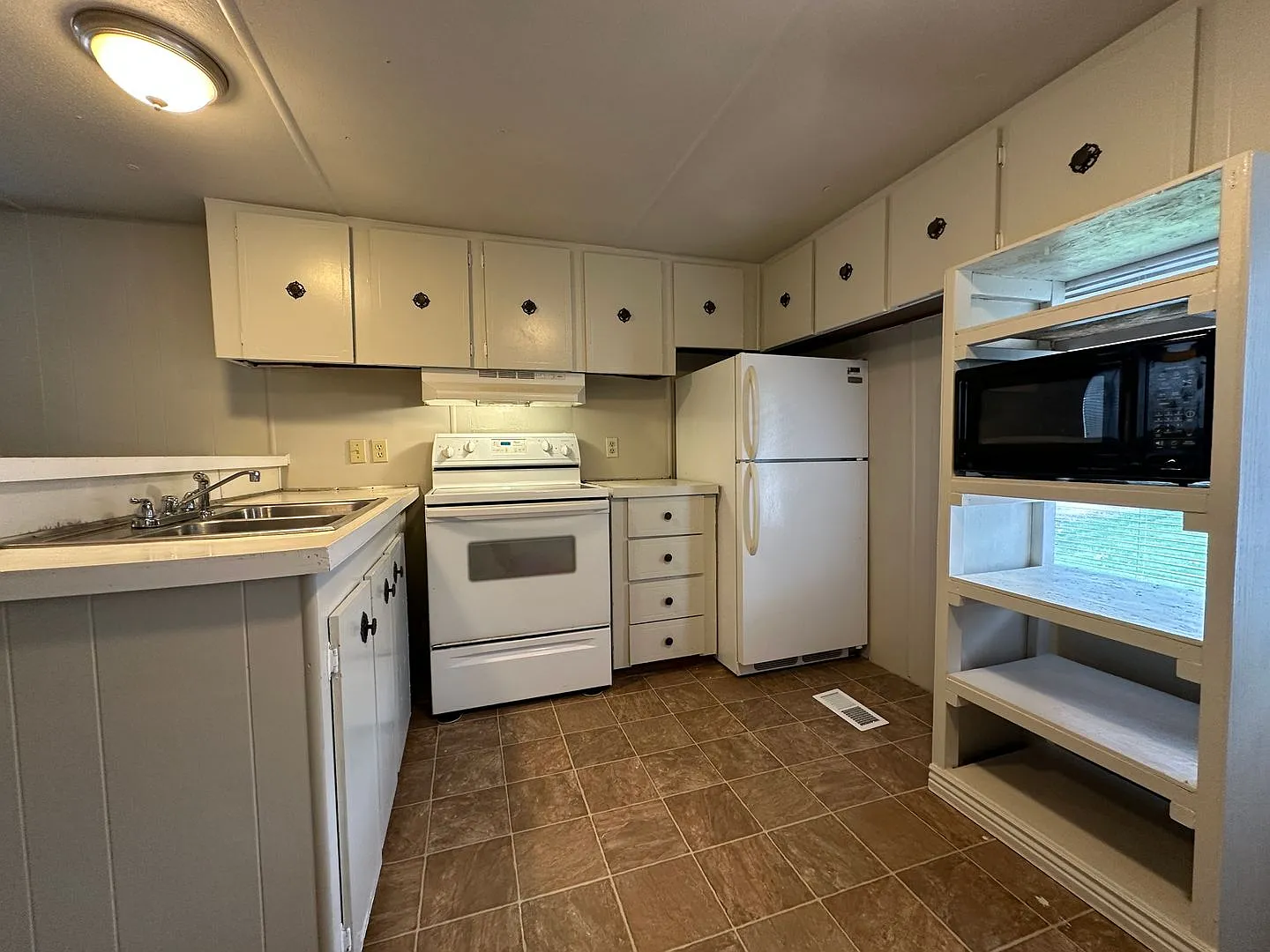 3bed, 1bath 1,000sq.ft. mobile home in quiet park — Photo 3