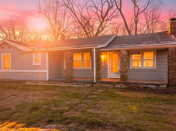 703 Sunset Drive, Thayer, MO 65791