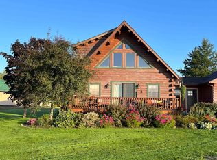 1556 Prairie Rd, Derby, VT 05830