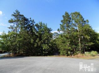 23 Divot Ct, Hampstead, NC 28443