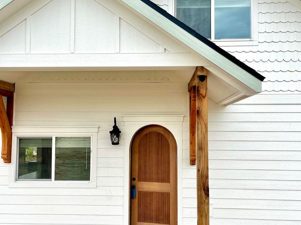 2055 S Locust Grove Rd, Meridian, ID 83642
