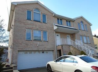 346 Tom Hunter Rd #346, Fort Lee, NJ 07024