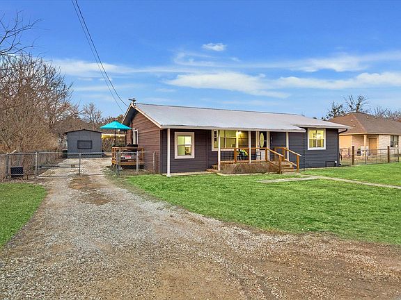 5th image of 210 Fallwell St
