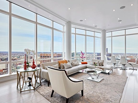 5th image of 1 Franklin St #Penthouse 1b
