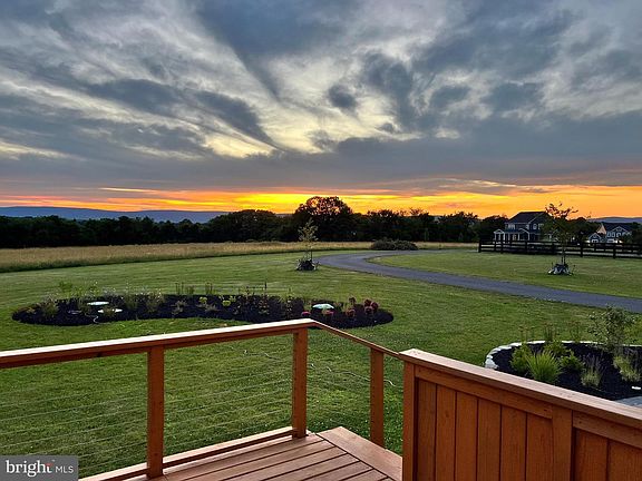 3rd image of 16756 Misty Ridge Ln