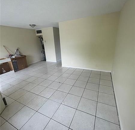 2nd image of 3004 NW 3rd Ave APT 202