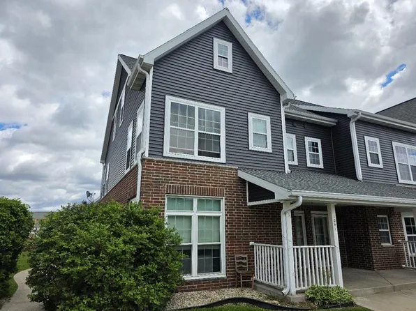 1041 Providence Cmn, Sun Prairie, WI 53590