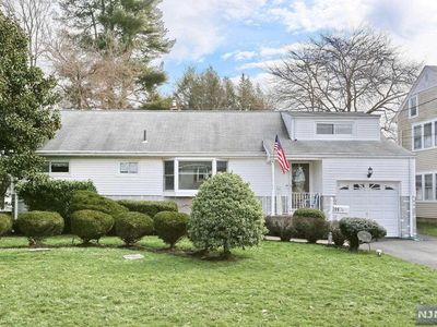 99 Boulevard, New Milford, NJ, 07646