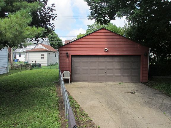 3rd image of 1523 Westona Dr