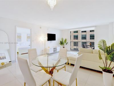 1200 Brickell Bay Dr APT 2504, Miami, FL, 33131