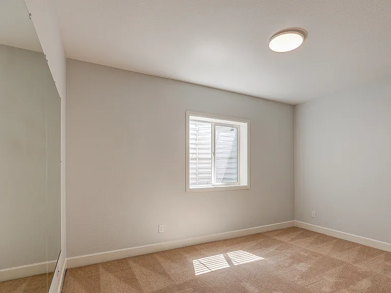 10732 Hillsboro Cir — Photo 49