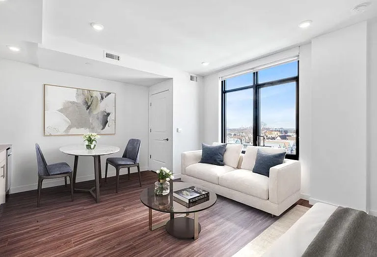 971 Broadway #405 — Photo 3