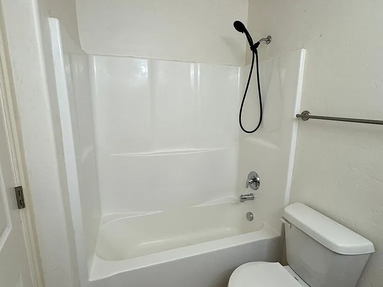 1385 S 675 E — Photo 16