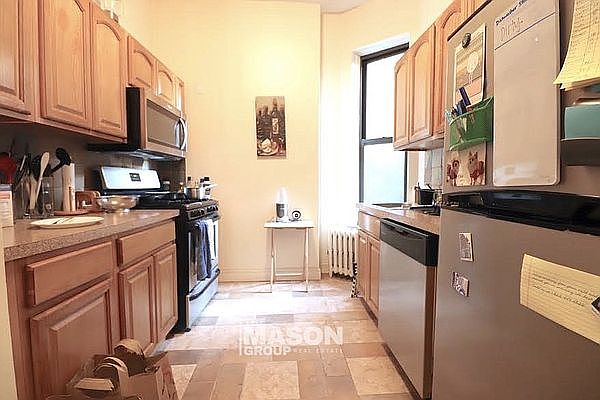 1st image of 364 W 53rd St APT 5R