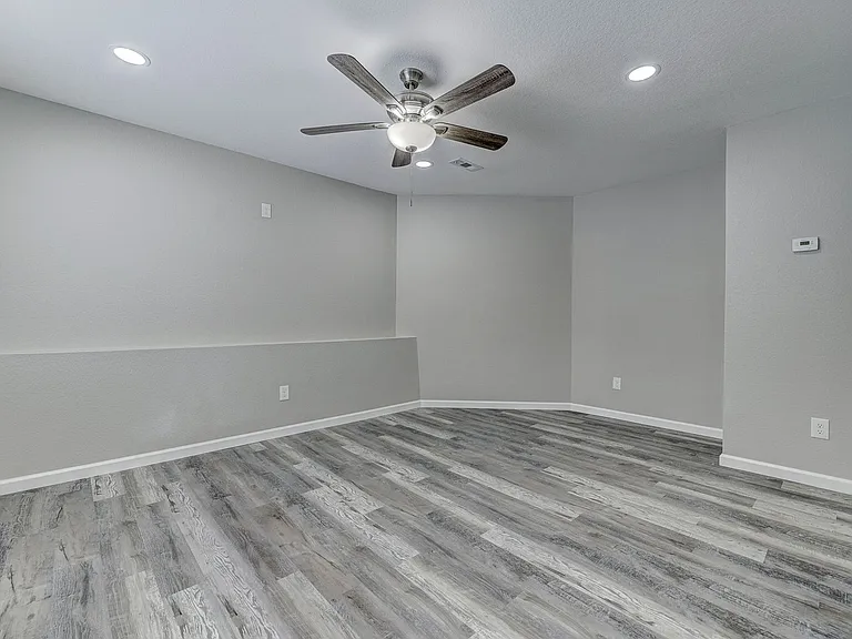 1495 Manitou Blvd — Photo 12