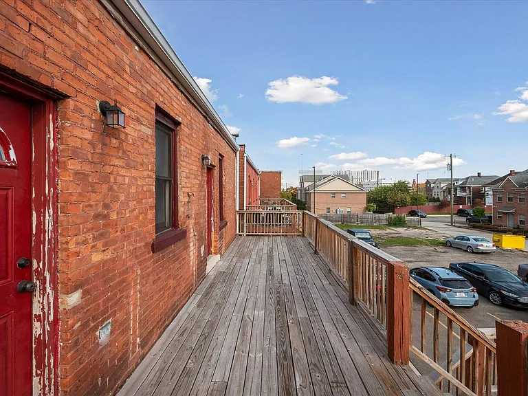 626 E. Ferry - FDR — Photo 29
