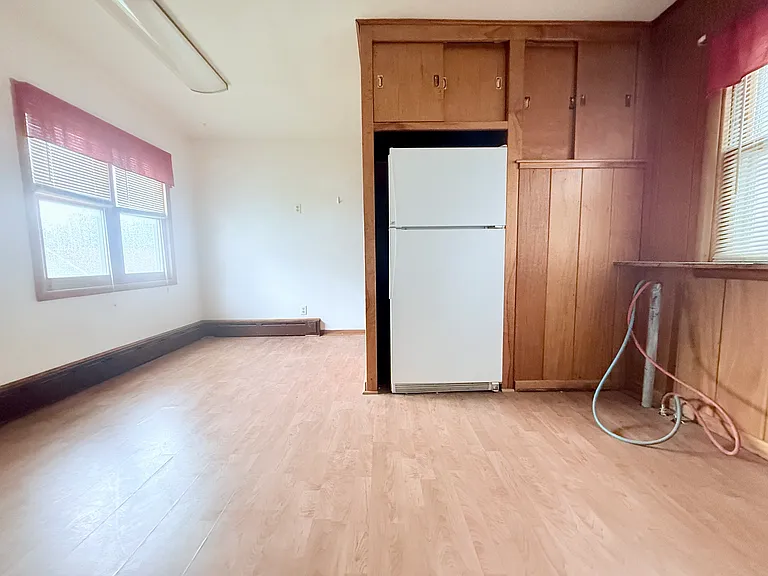 601 Clark St — Photo 16