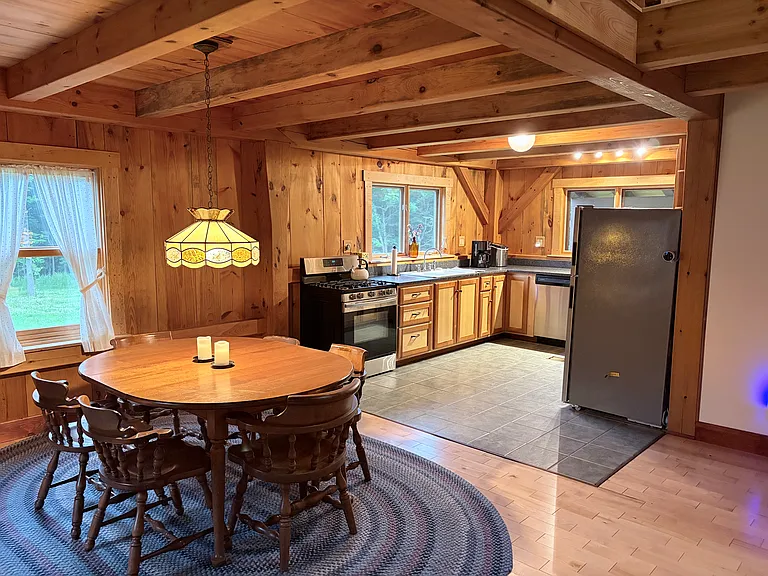 285 Bailey Rd — Photo 25