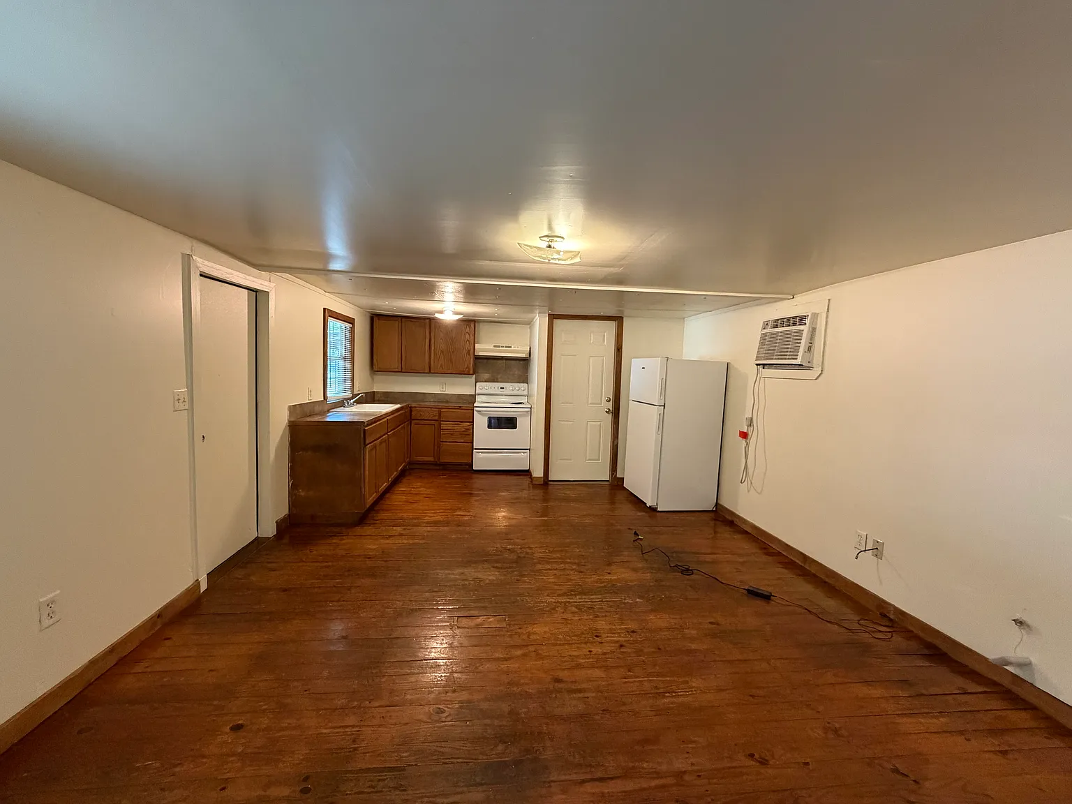 85 Young Rd — Photo 3