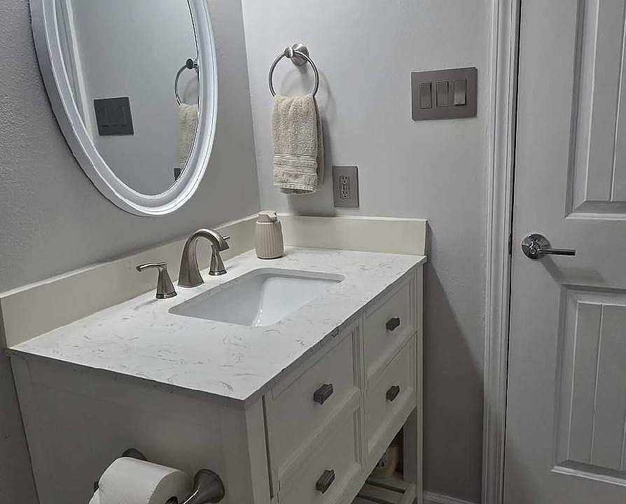 1st image of 2301 Edenborn Ave APT 103