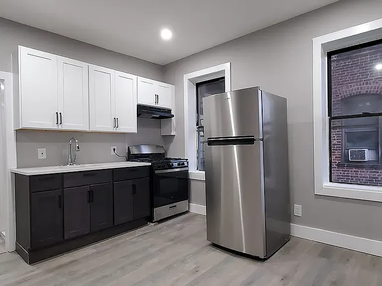 6.1 Bergen Ave #44