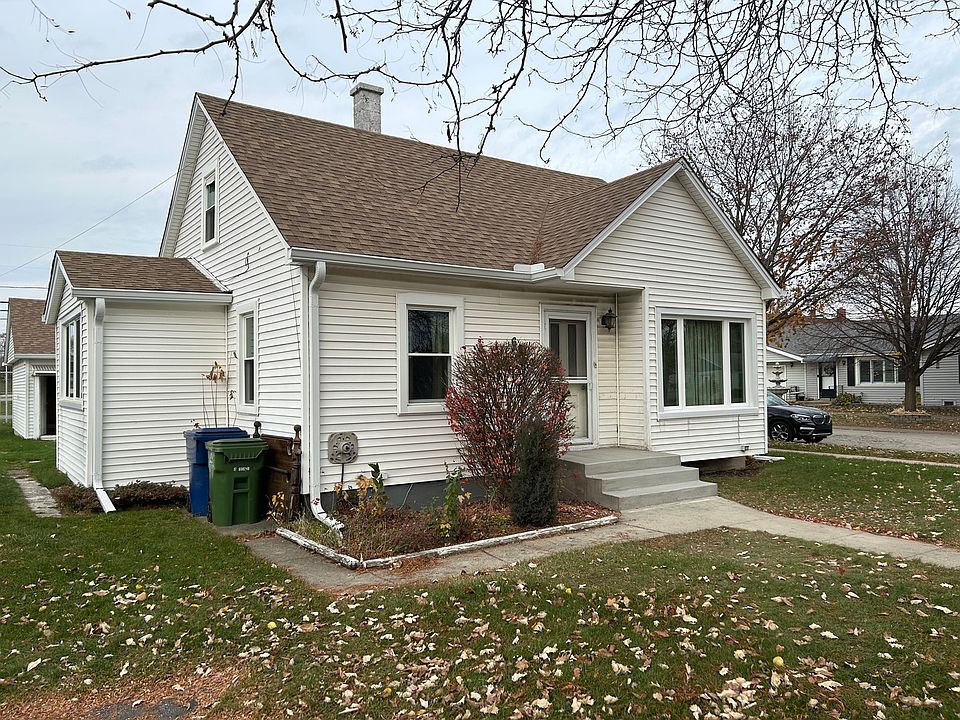 2nd image of 6900 W 95th Pl