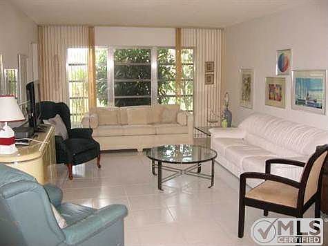 4th image of 13560 Sabal Palm Ct APT C