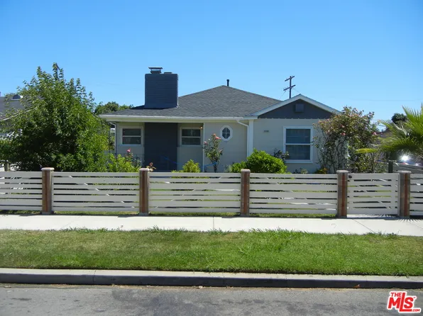 2100 W 97th St, Los Angeles, CA 90047