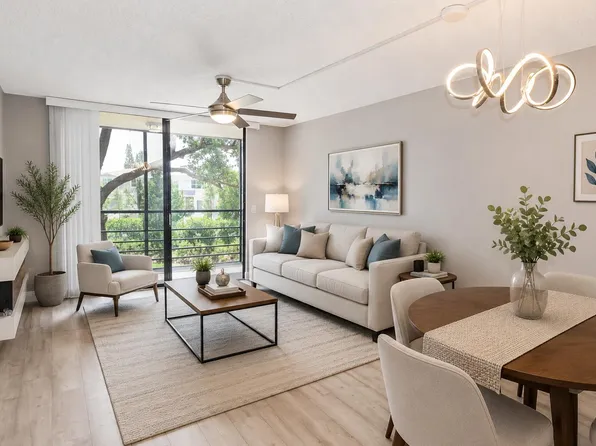 4640 W Lucerne Lakes Blvd W #205, Lake Worth, FL 33467