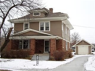 1st image of 202 W Franklin St