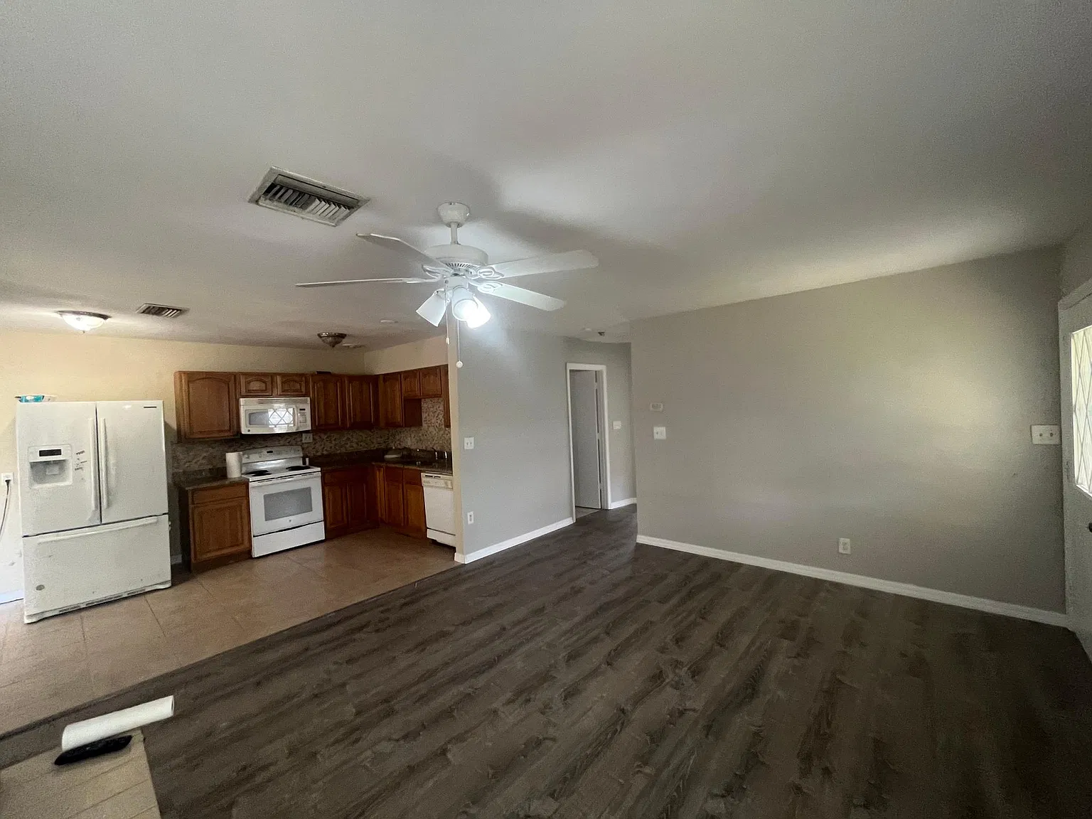 2476 Coronado Way — Photo 3