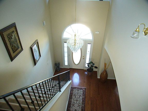 2nd image of 4911 Ashcroft Dr