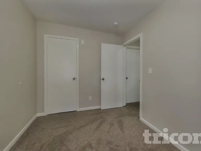 5314 Cliff Ridge Dr — Photo 11