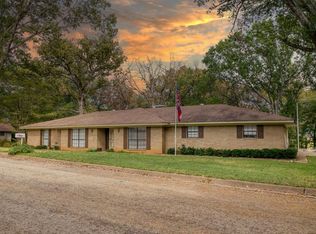 108 Nannie Ln, Palestine, TX 75801