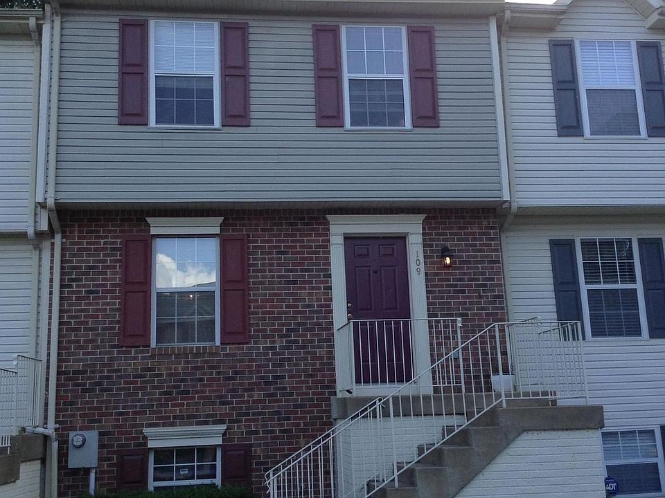 1st image of 109 Mews Ct