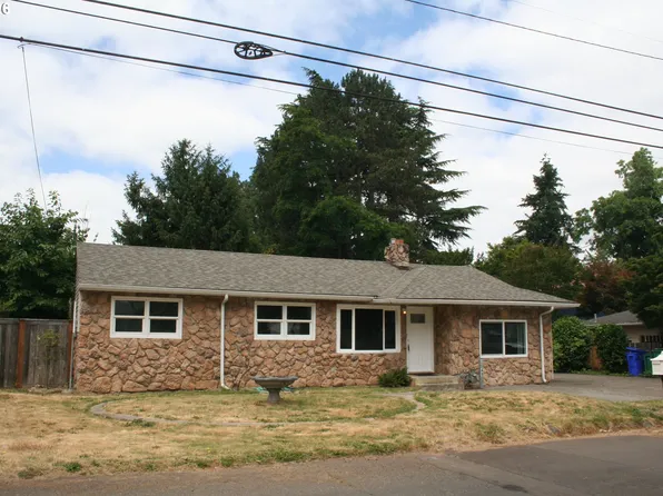 2049 SE 157th Ave, Portland, OR 97233