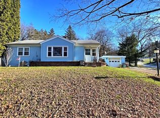 736 Marbletown Rd, Newark, NY 14513